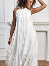 Load image into Gallery viewer, Cream Rose Detail Dress
