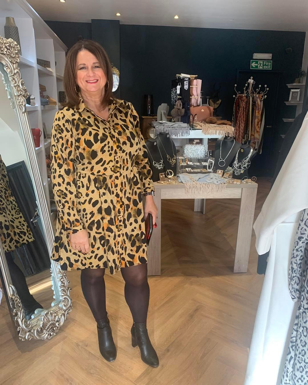 Short brown leopard print dress