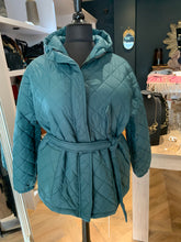 Load image into Gallery viewer, Teal quilted jacket
