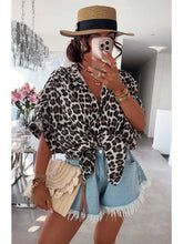 Load image into Gallery viewer, Leopard Print top
